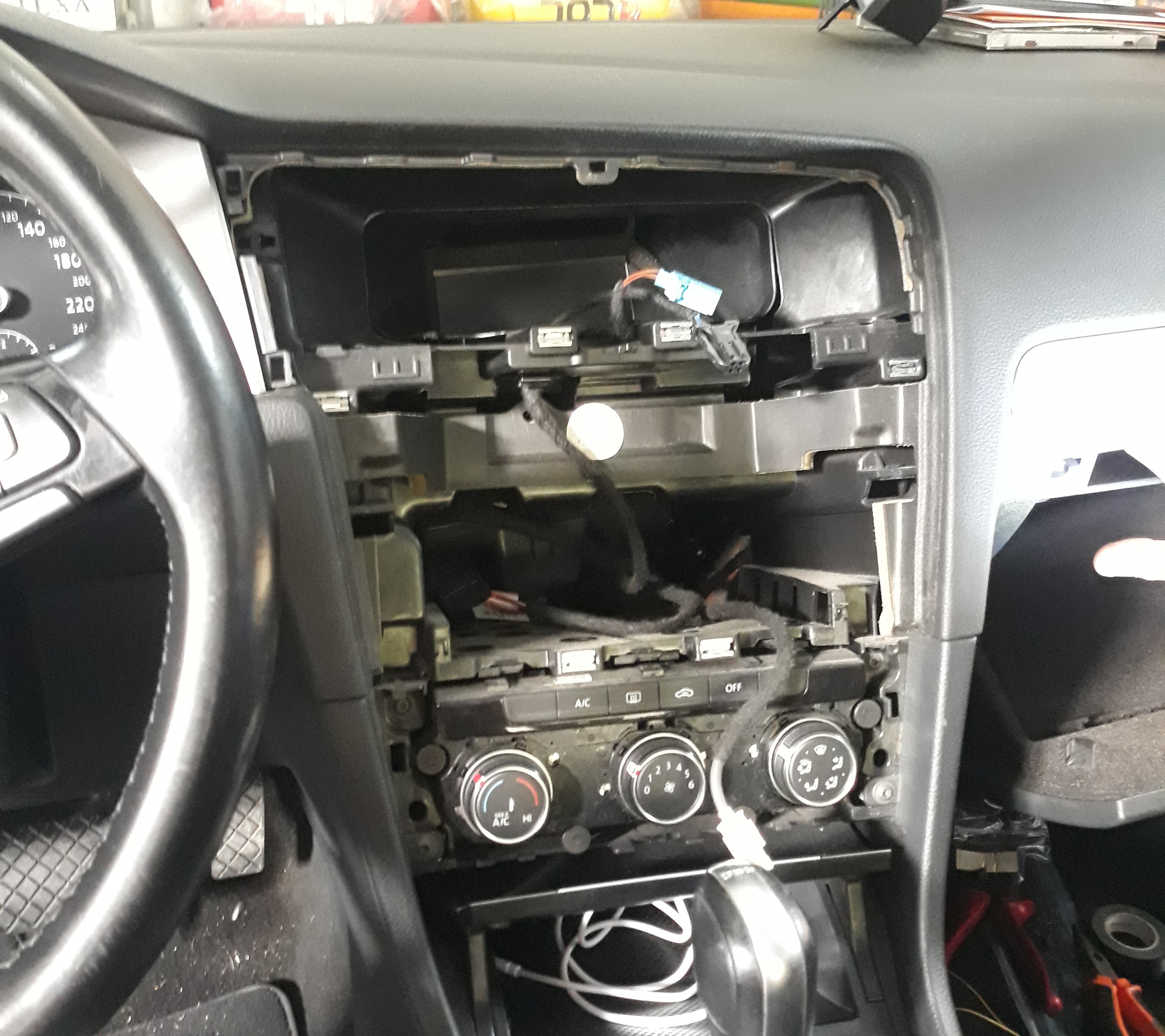 Volkswagen Golf 7 - Installazione 3